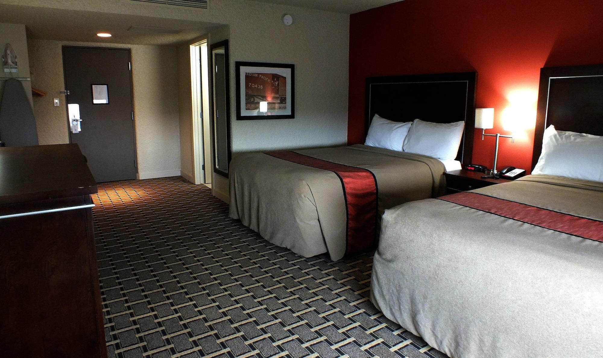 Ramada By Wyndham Edmonton Yellowhead Nw ภายนอก รูปภาพ