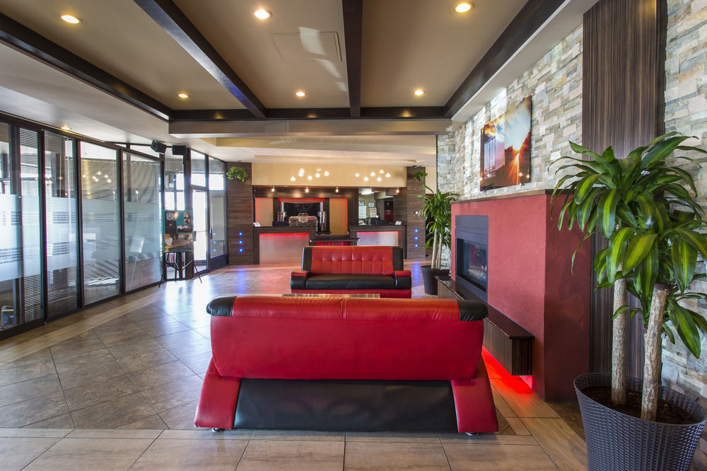 Ramada By Wyndham Edmonton Yellowhead Nw ภายนอก รูปภาพ