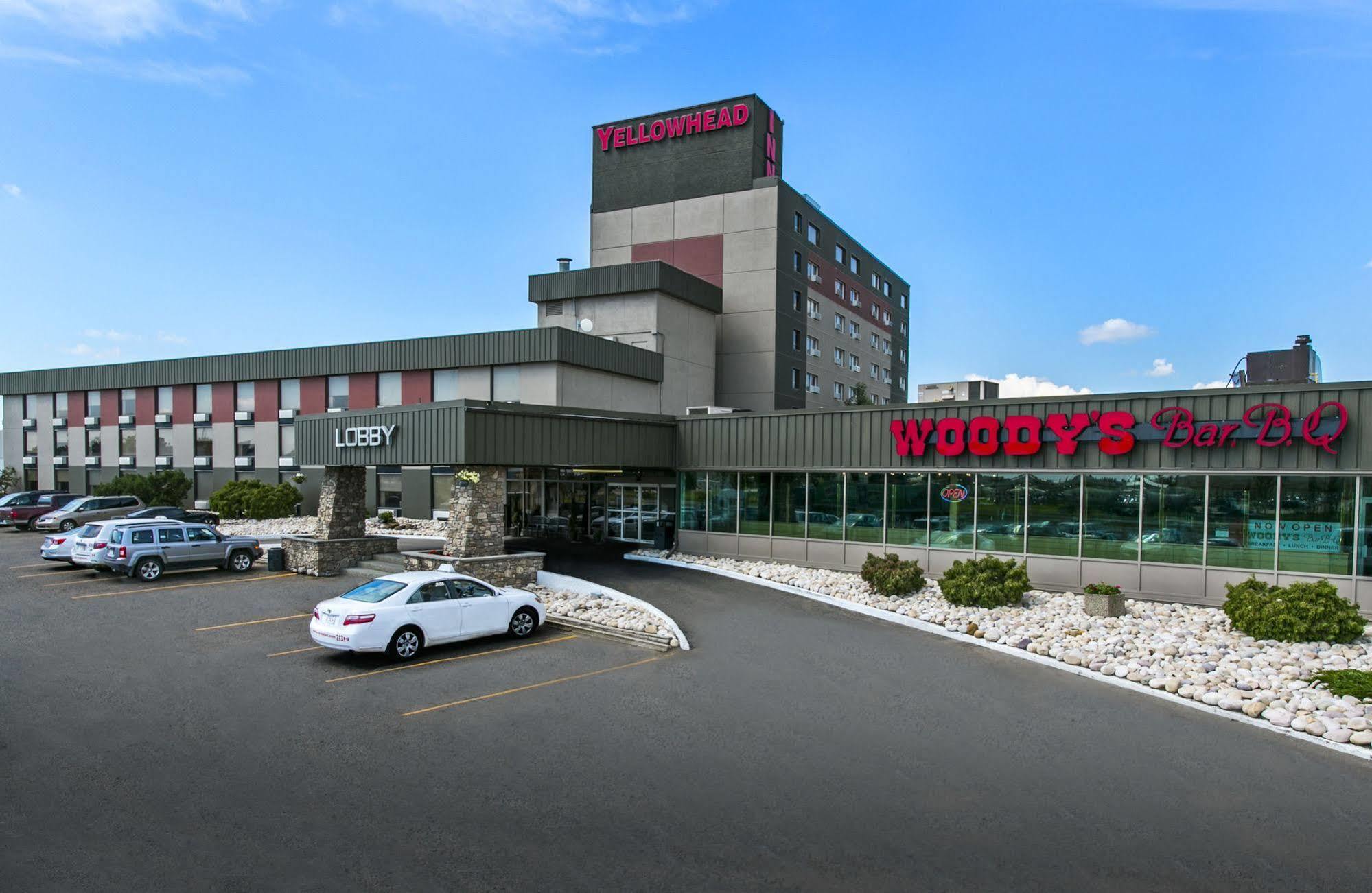 Ramada By Wyndham Edmonton Yellowhead Nw ภายนอก รูปภาพ